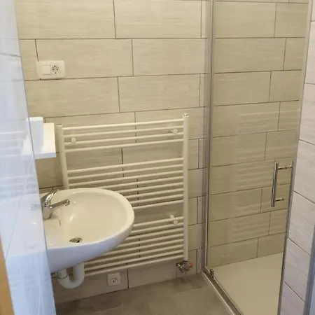 Apartma Julia Apartment *